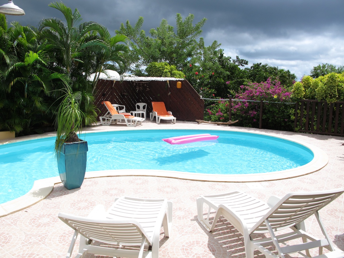 L Oasis de L Anse bleue La piscine 